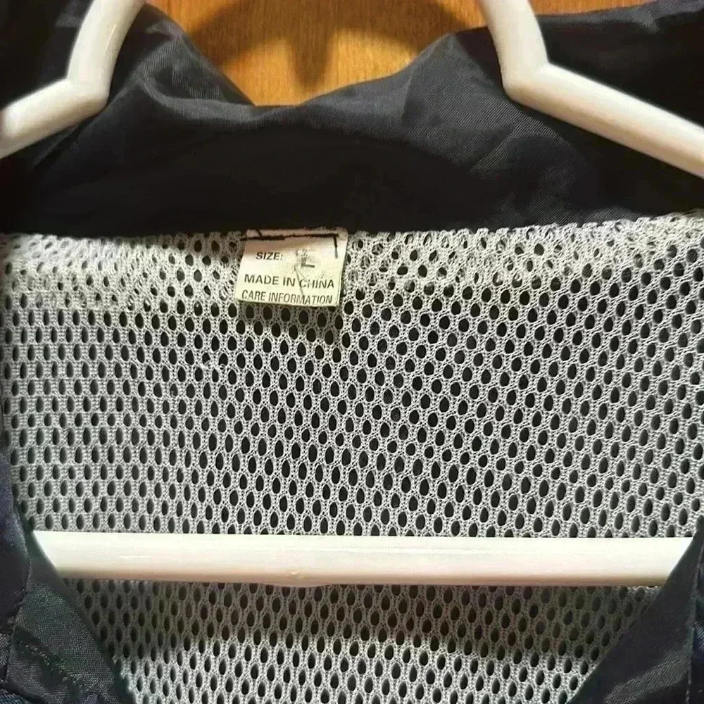 Windbreaker size large